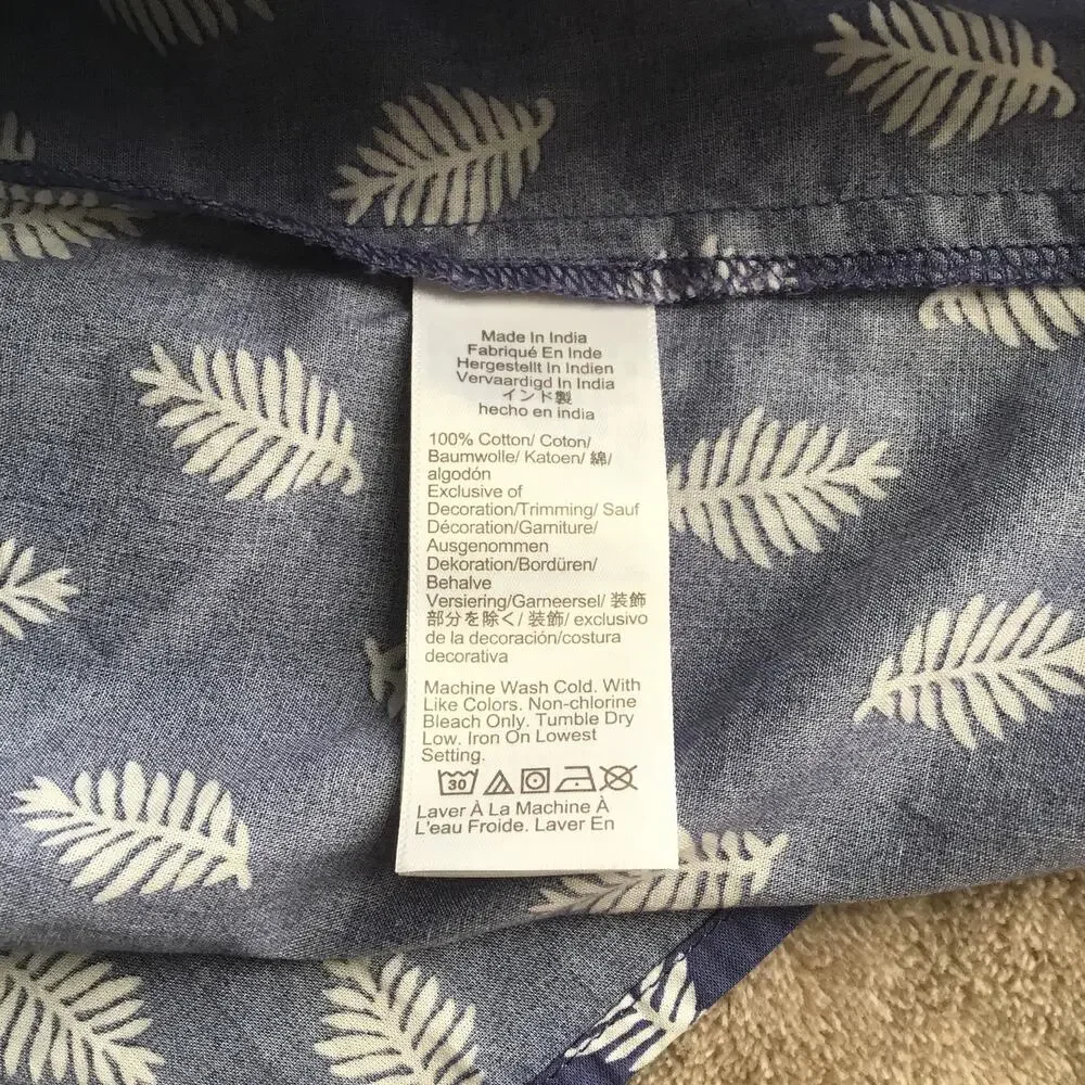 J.Crew Women's Cotton Blue and White Leaf print V-neck Top Plus Sz 3XL - Picture 7 of 7